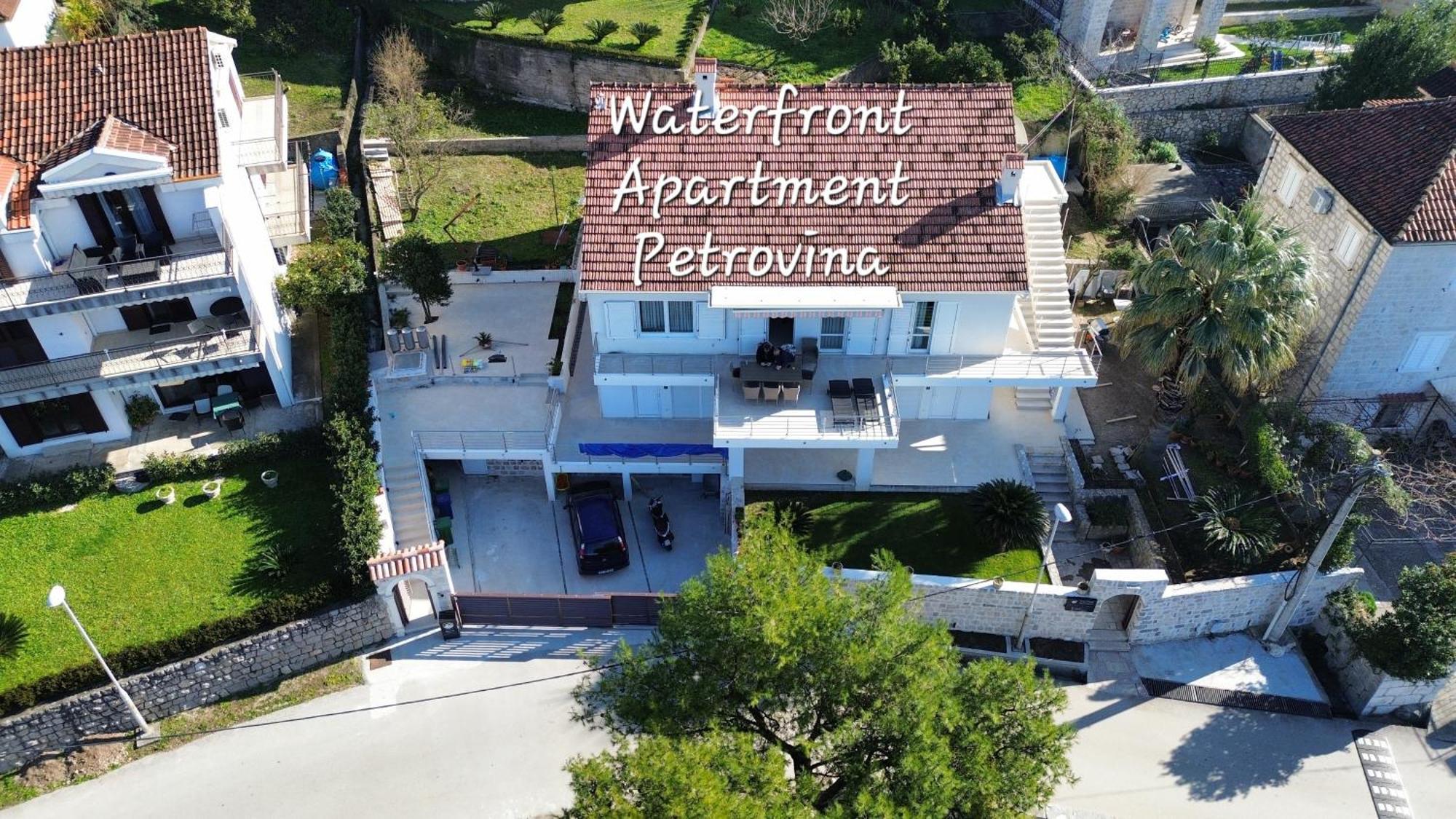 Waterfront Apartment Petrovina Kotor Bagian luar foto